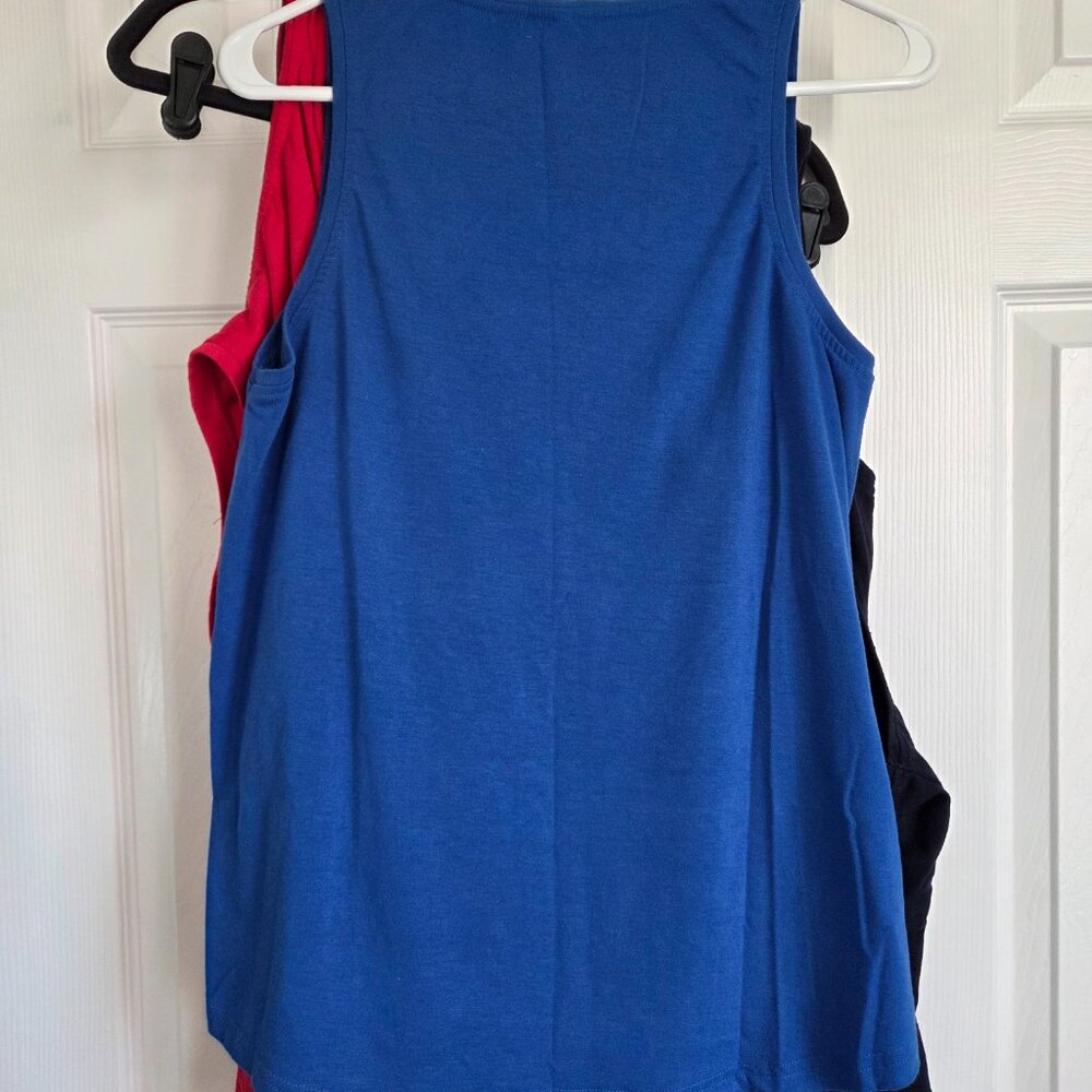 Tank Top Bundle, size Med - Picture 3 of 4